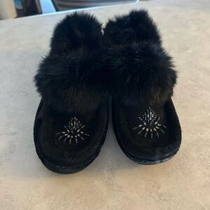 Black Faux Fur Beaded Women's Slip-On Moccasins